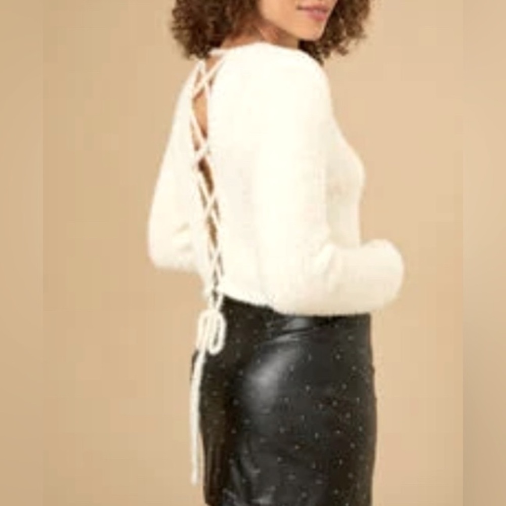 NWT Altar’d State Everette eyelash lace up back sweater, size XL or XXL